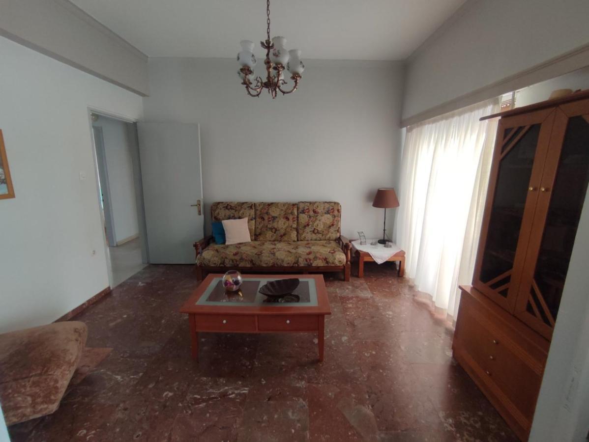 2 Br110 Sqm Free Parking Full Clima Apartment Patras Ngoại thất bức ảnh
